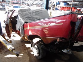 1984 TOYOTA TRUCK DLX RED EXTD CAB 2.4L MT 2WD Z18423